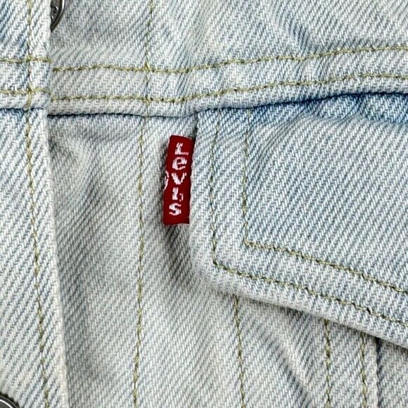 LEVIS Trucker Denim Jacket Light Bleached Wash Embroidered Floral - Picture 9 of 14